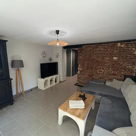 Gare/centre Lejlighed